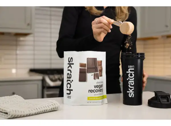 Skratch Labs Vegan Recovery Sport Drink Mix 708 g czekolada