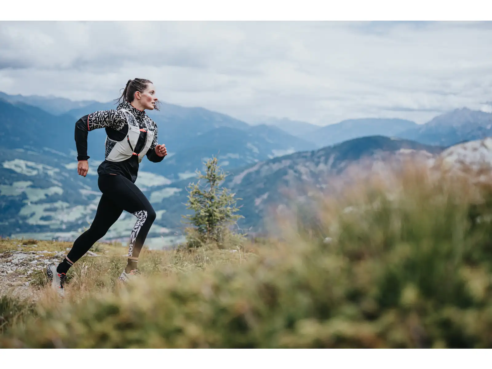 Dynafit Trail 7/8 damskie legginsy do biegania Black Out/Overcast