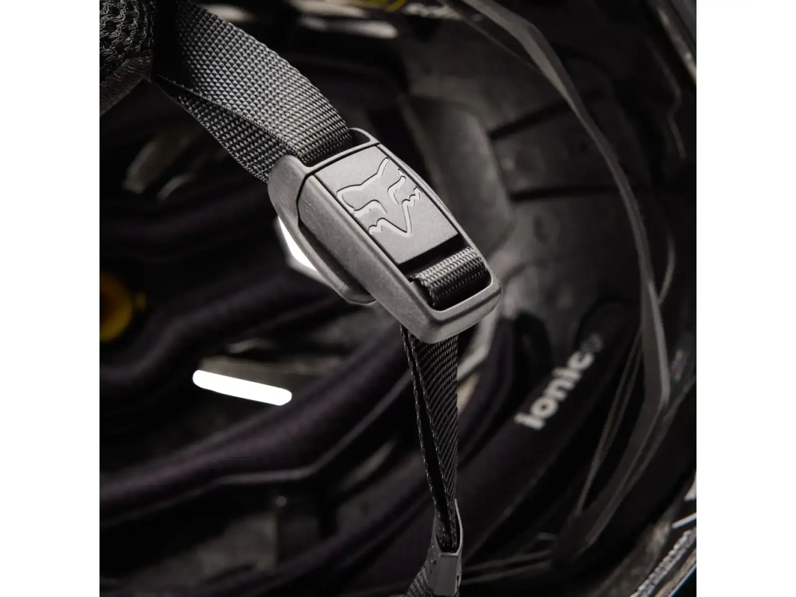 Fox Proframe Rs Ce MIPS kask rowerowy matte black