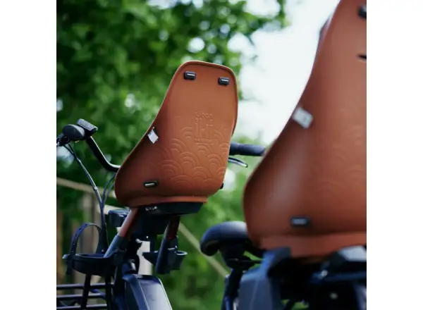 Urban Iki BIO fotelik dziecięcy przedni z adapterem na mostek Haniwa Brown/Bincho Black