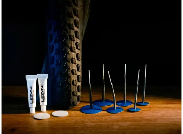 Lezyne Tubeless Pro Plugs zestaw naprawczy opon bezdętkowych