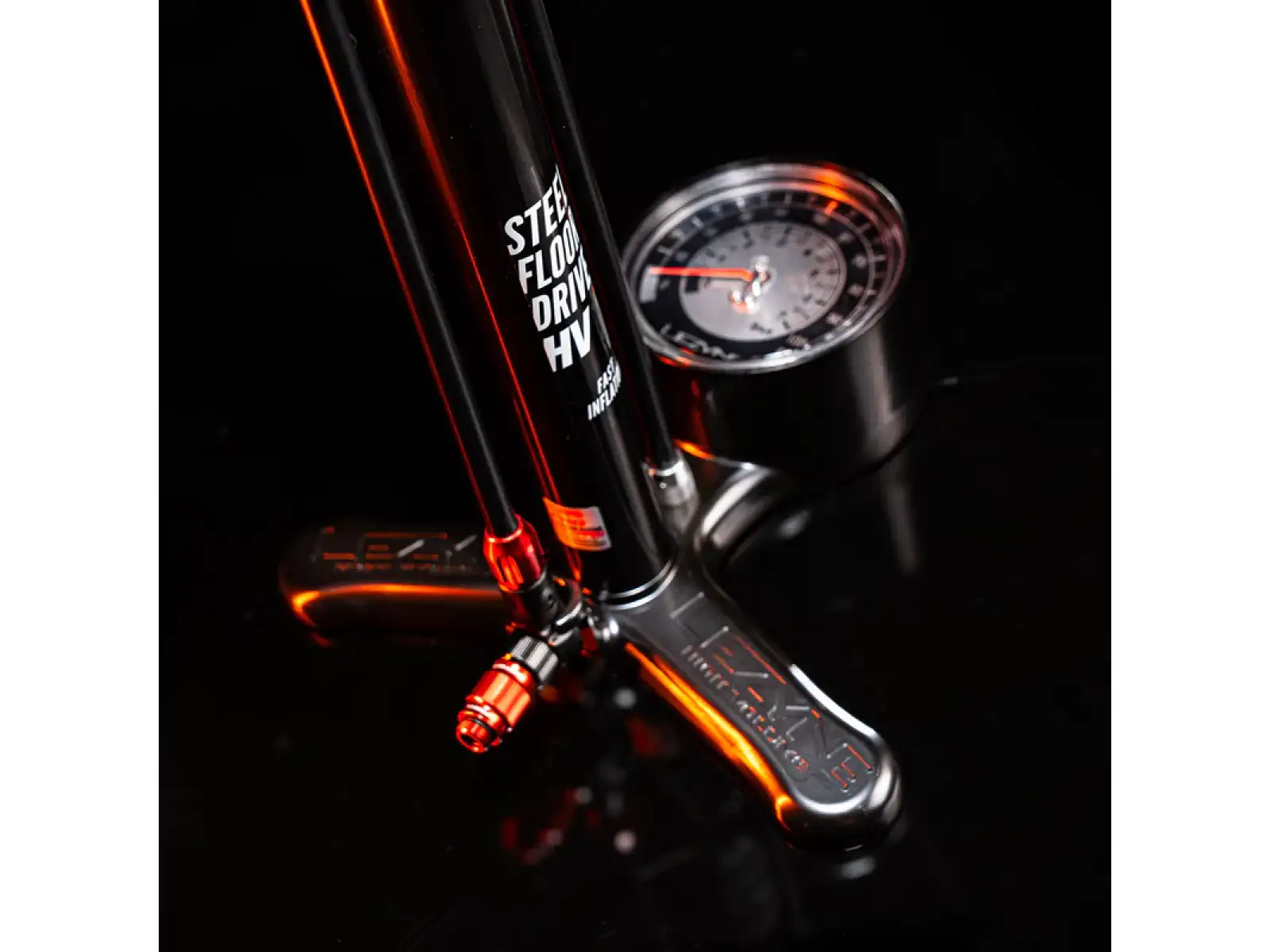 Lezyne Steel HV Floor Drive 3.5 pompka Flat Black