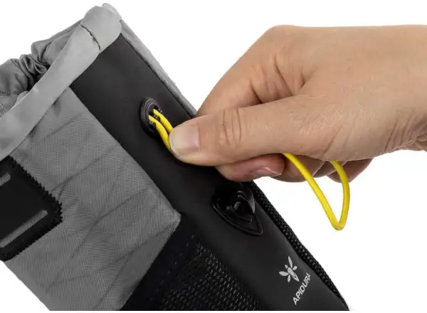 Apidura backcountry food pouch kieszeń z siatką na kierownicę 1,2 l