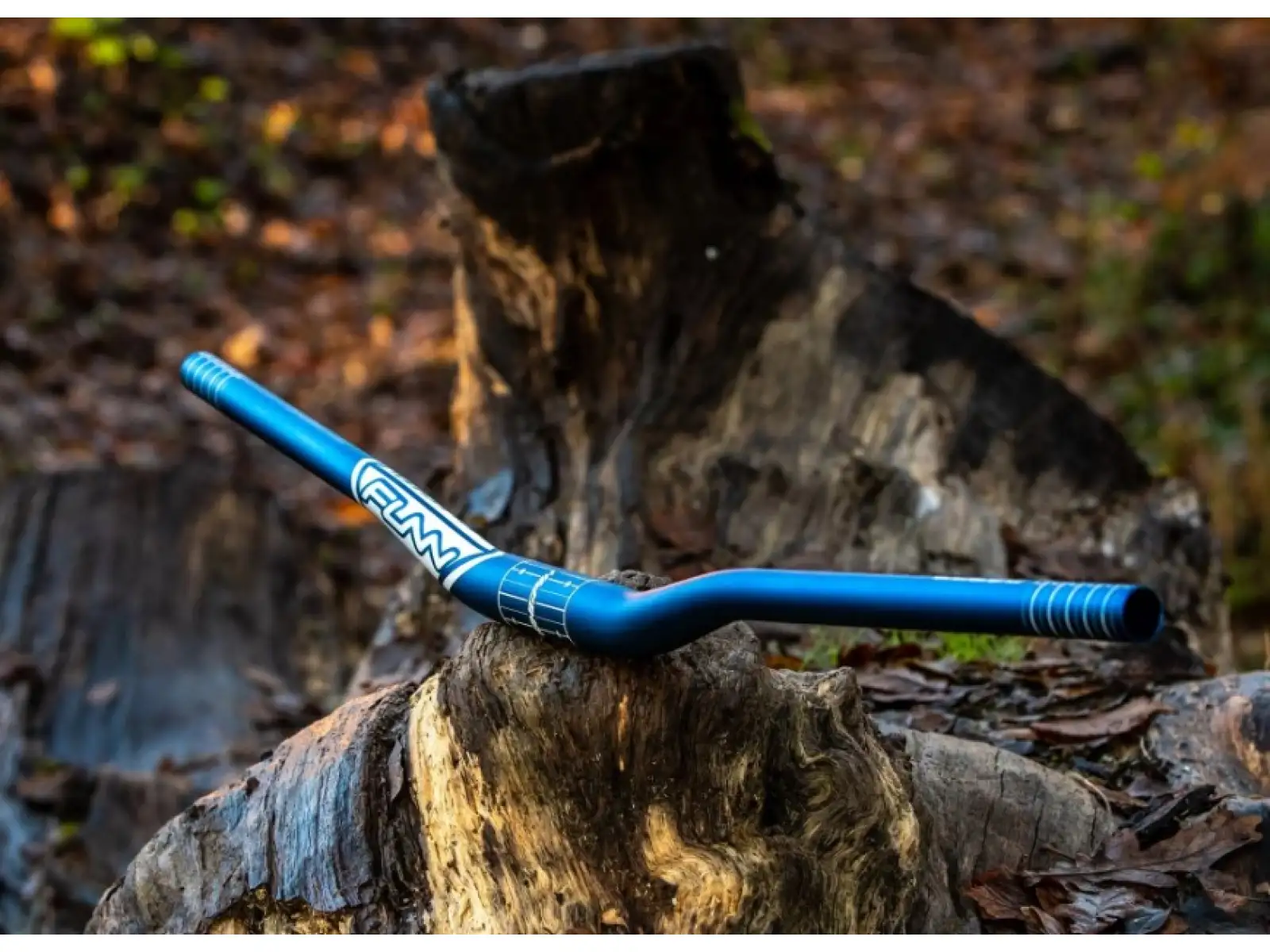 Funn Kingpin kierownica 31,8 mm/785 mm Blue