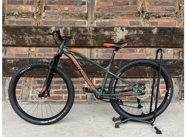 Rock Machine Blizz 27 HD rower dziecięcy Mat Khaki/Neon Orange/Black