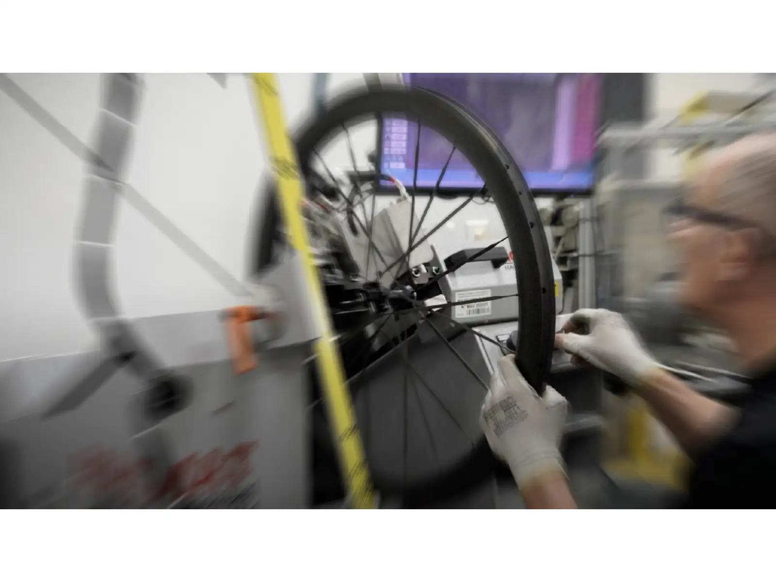 Mavic Comete 50 Disc CL szosowe koła zaplecione bębenek Shimano HG11