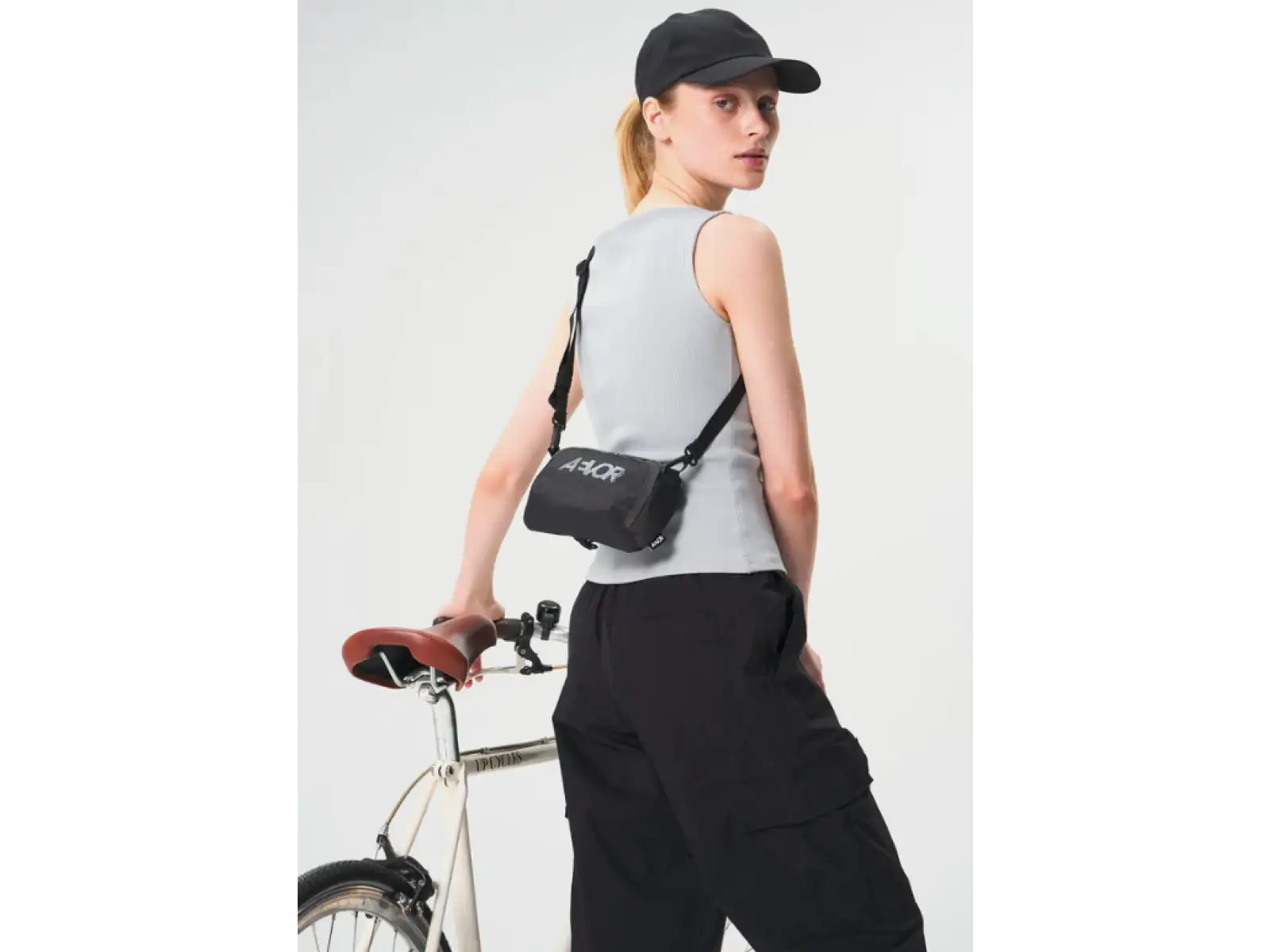 Aevor Bar Bag Mini torba na ramię / na kierownicę Proof Black