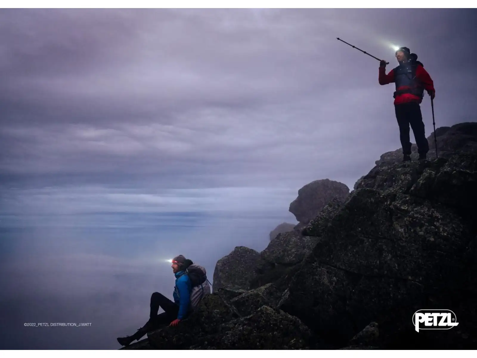 Petzl ACTIK CORE 2025 latarka czołowa niebieska