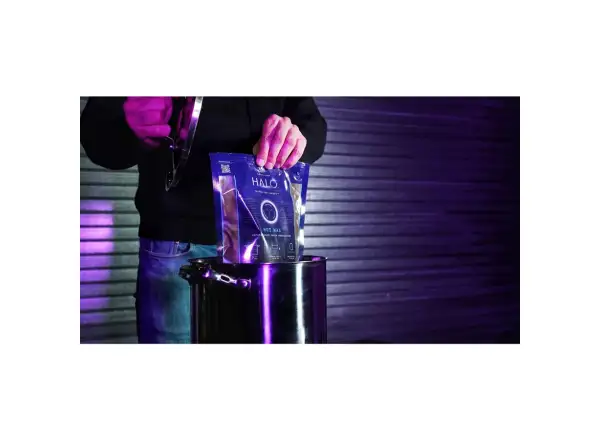 FINISH LINE HALO Hot Wax Chain 600g wosk do łańcucha