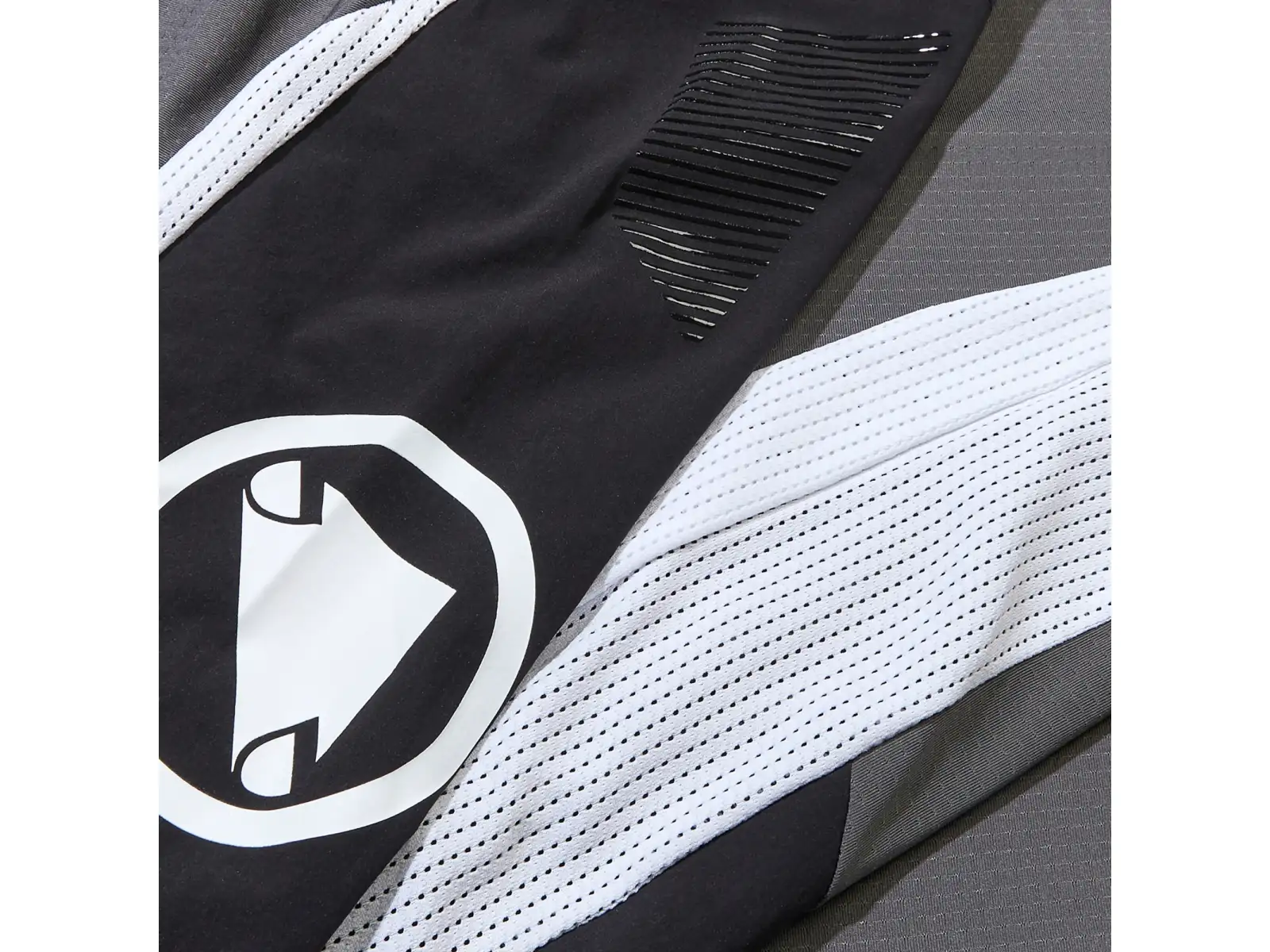 Endura MT500 Burner Lite męska koszulka z długim rękawem Black