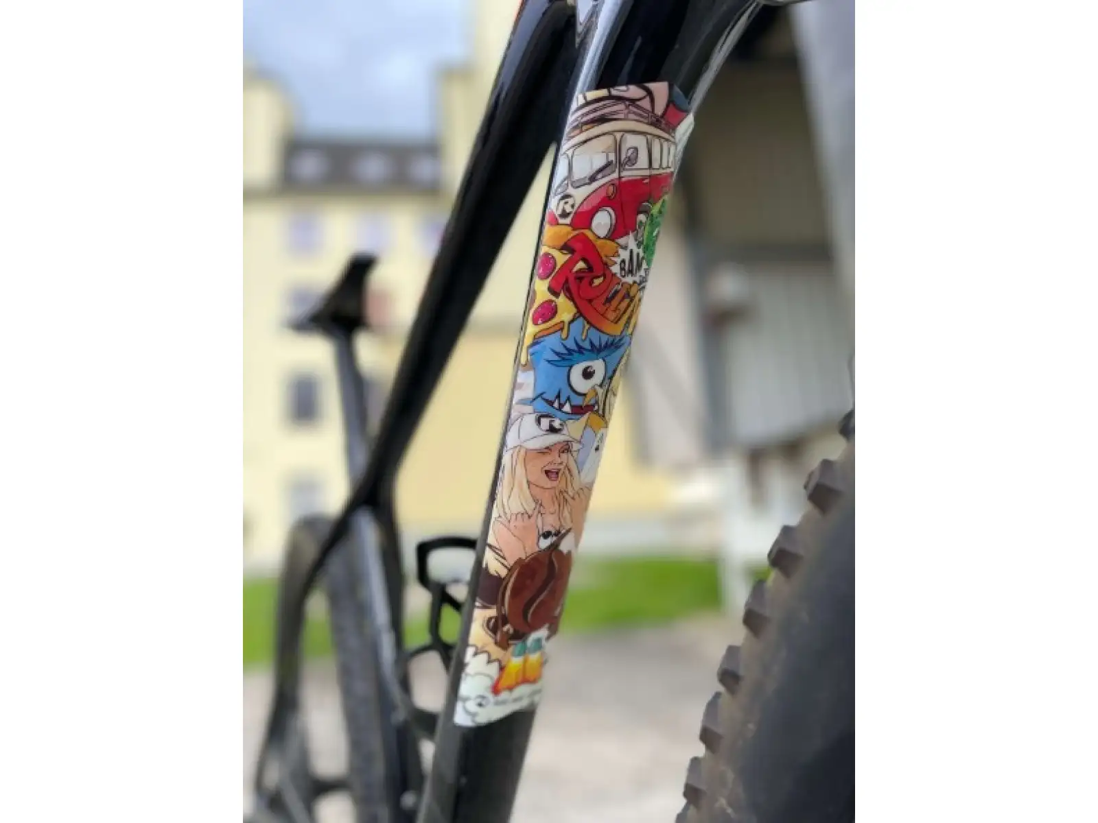 Rie:sel Design TAPE 3000 folia na ramę Stickerbomb Eyecatcher