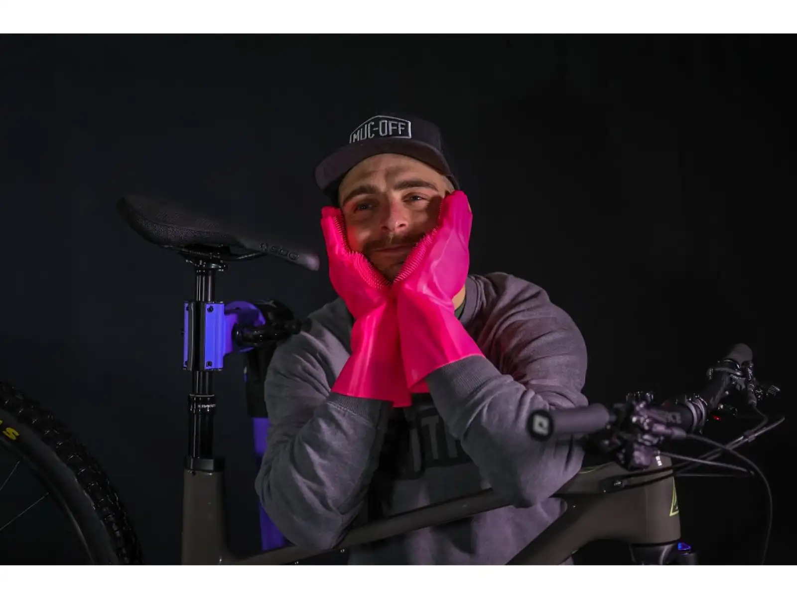Muc Off Deep Scrubber Gloves rękawice myjące