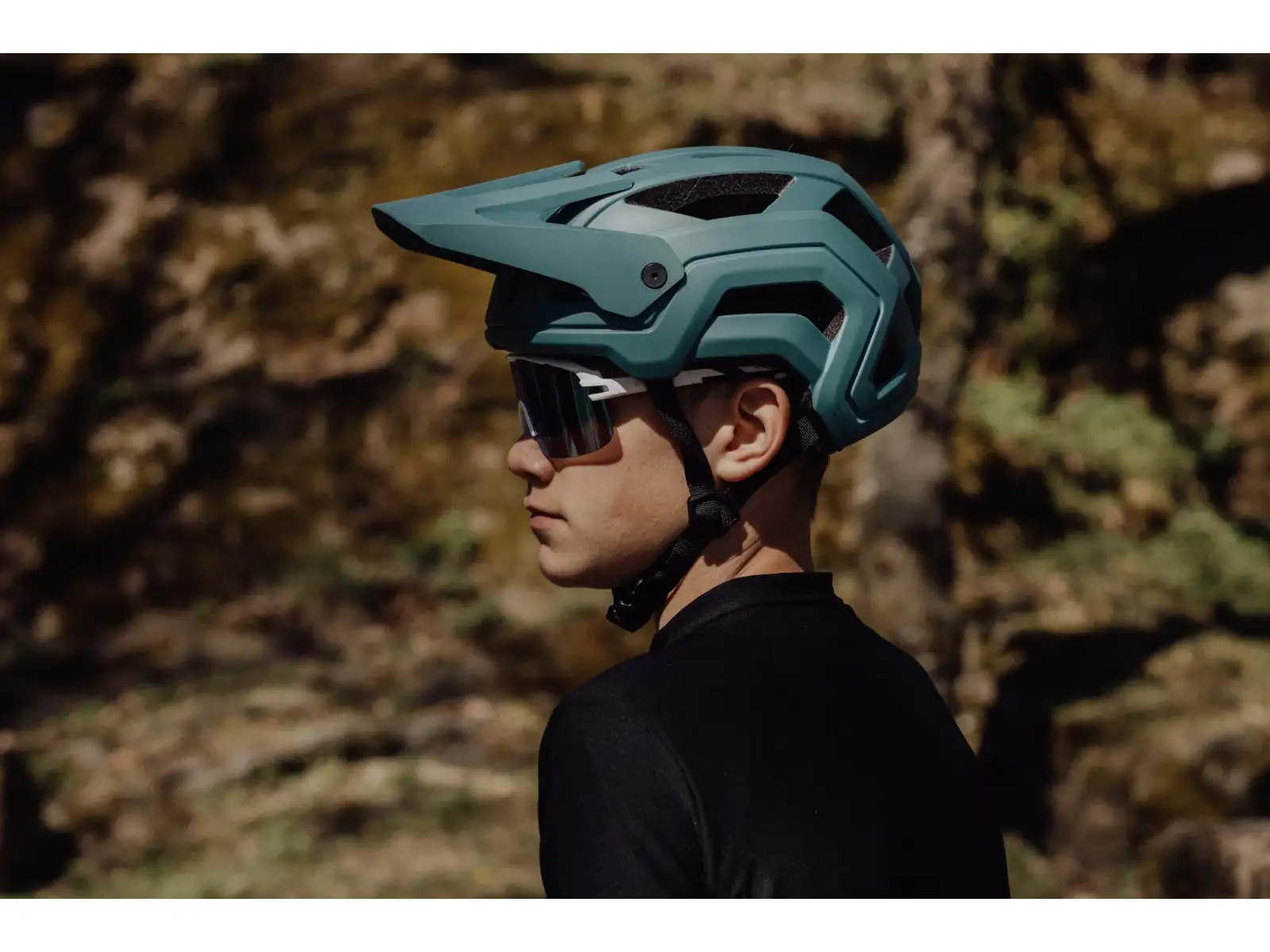 Force Trail kask MTB petrolowa