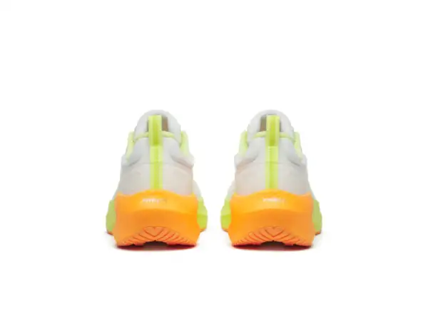 Saucony Surge damskie buty do biegania White/Peel