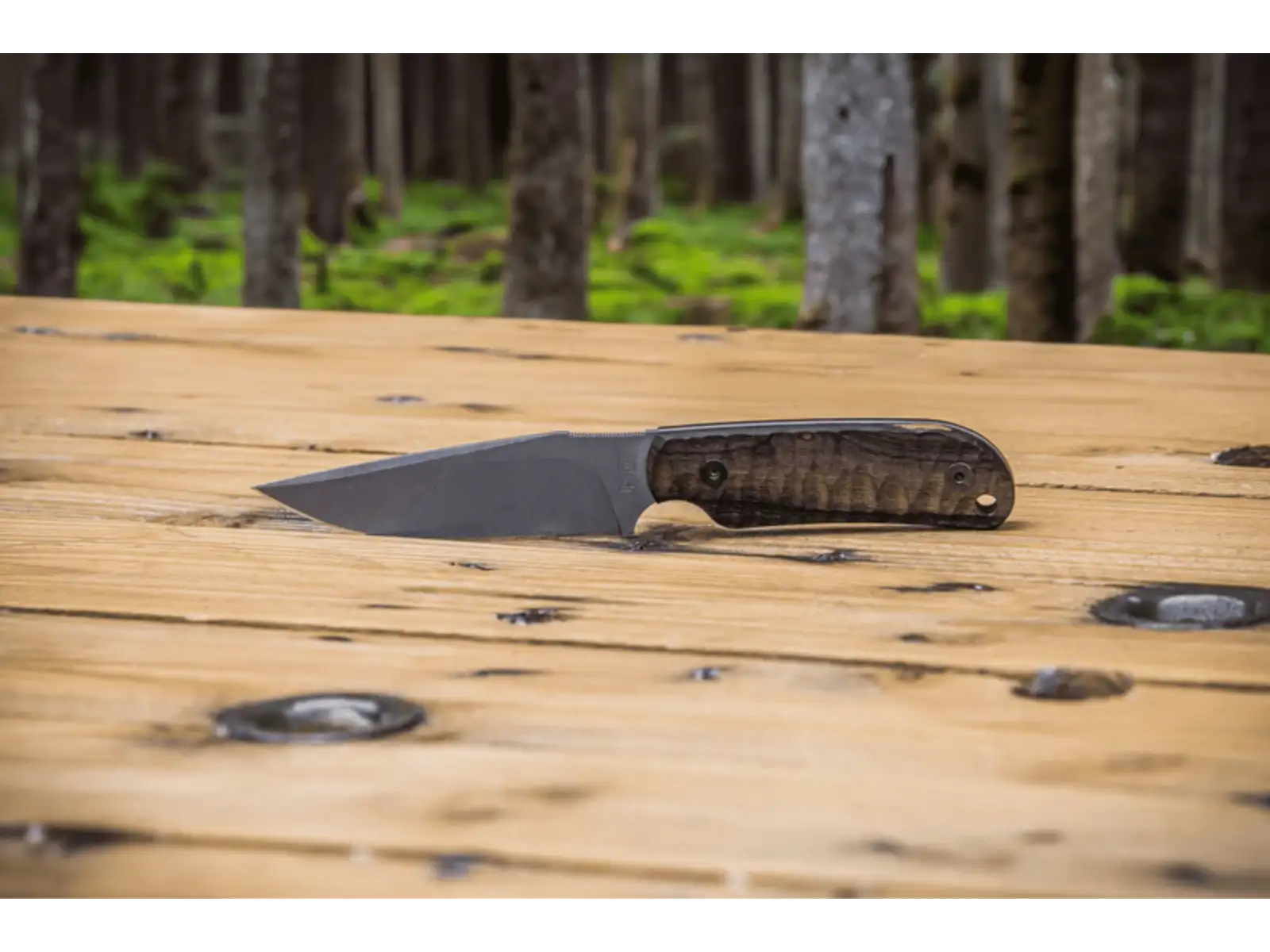 TB Outdoor Cammandeur G10 Nóż czarna