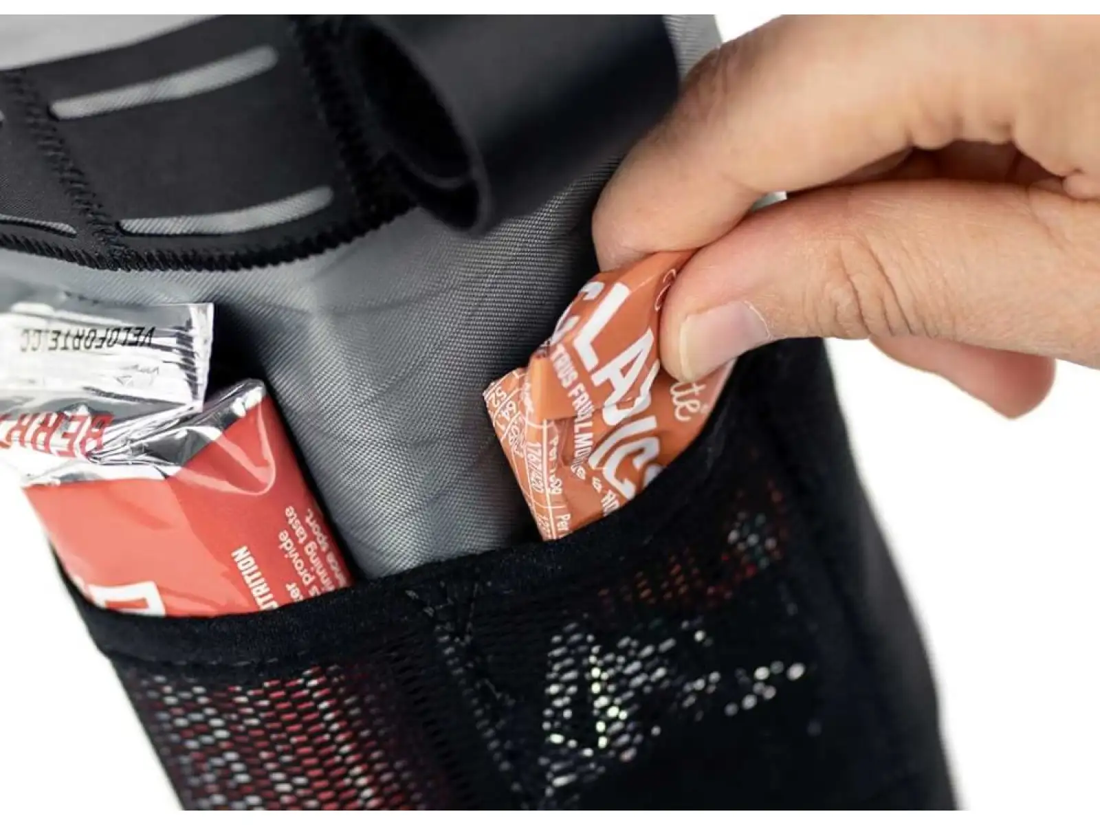 Apidura backcountry food pouch kieszeń z siatką na kierownicę 1,2 l