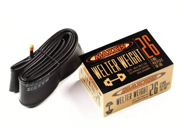 Maxxis Welter Weight trekkingowa dętka 700x33/50 gal. wentyl 48 mm