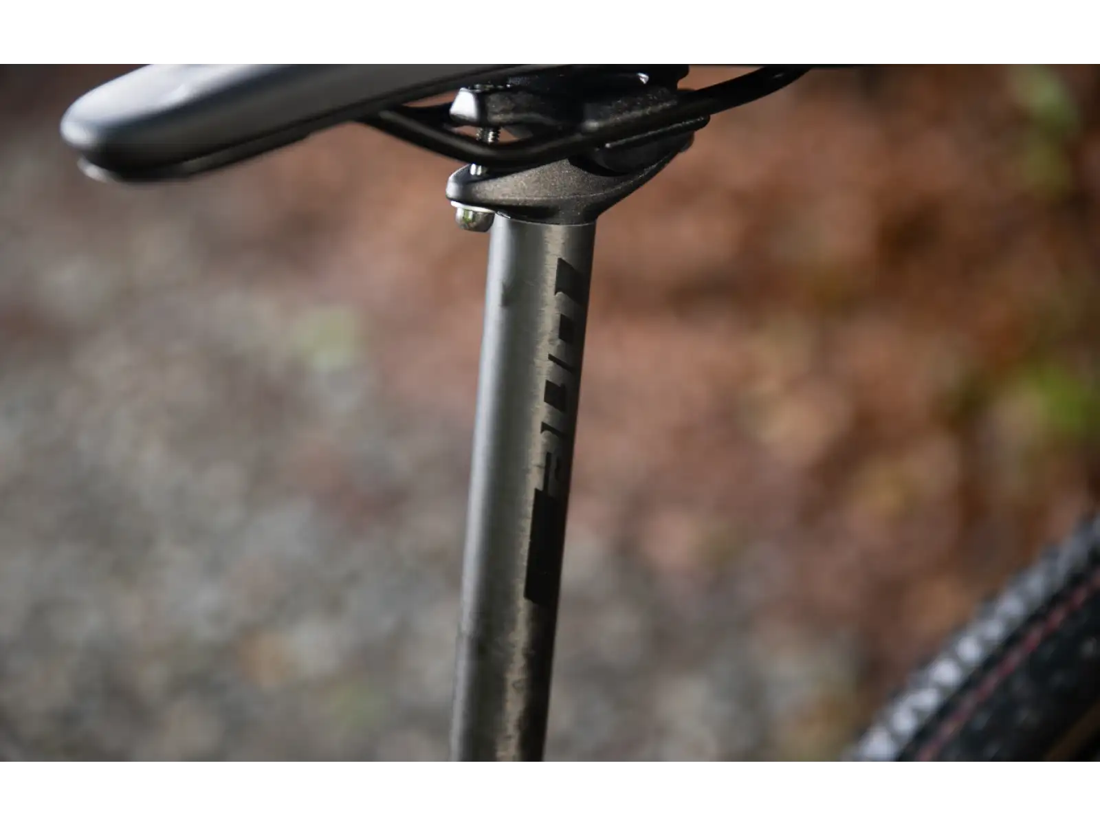 Superior XP 9.8 rower górski Matte Carbon/Dark Chrome