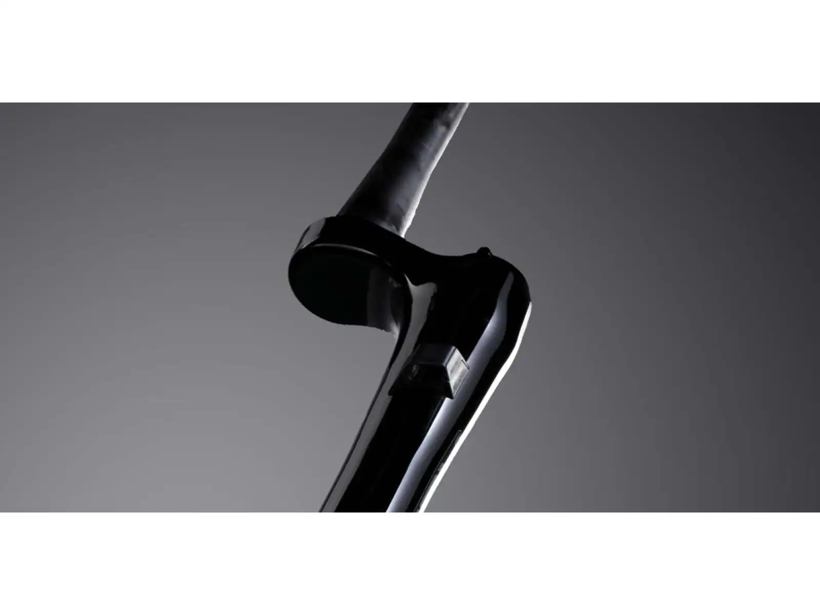 Cannodnale LEFTY OCHO ALLOY DEFAULT OPEN 29" 100 mm amortyzowany widelec