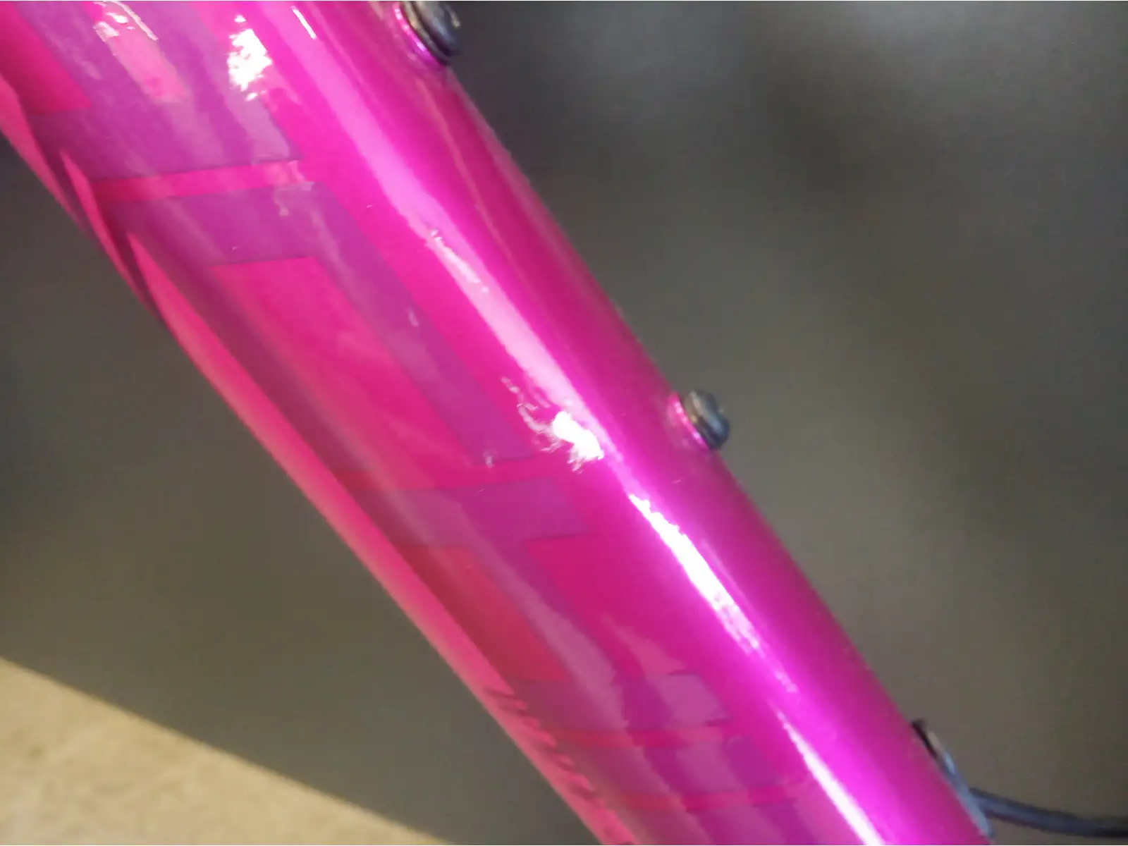 Rock Machine Catherine 40-29 gloss pink/light pink/crimson rower górski PRÓBKA