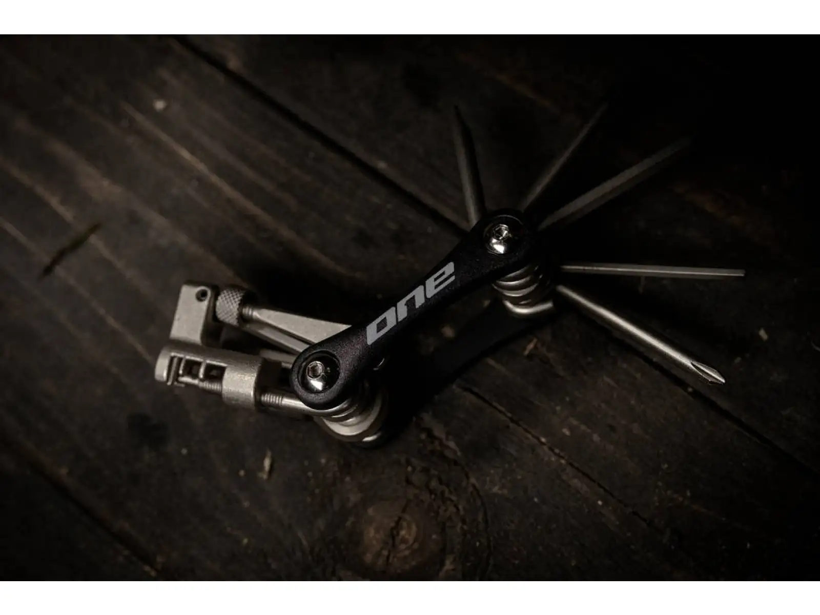 One Bikeparts multitool 12 funkcji czarna
