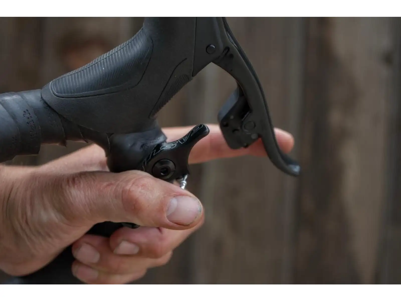Easton Remote AX DB Post Underhood Dual Pull dźwignia do sztycy regulowanej