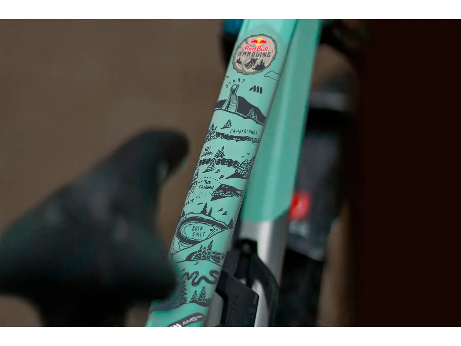AMS Frame Guard Extra naklejki ochronne na ramę RedBull/Hardline/Dark Grey