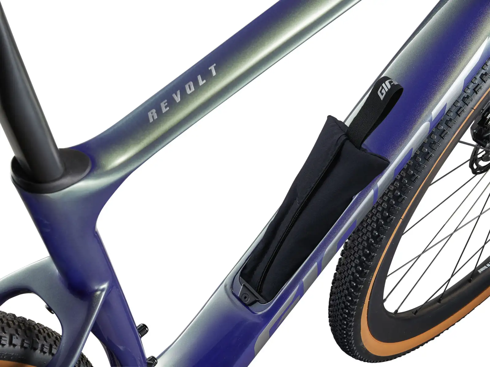 Giant Revolt Advanced Pro 0 gravel rower Interstellar