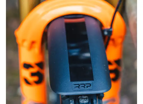 RRP ProGuard Standard Bolt-On V2 przedni błotnik czarna