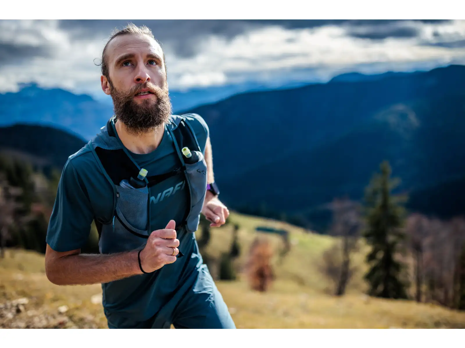 Dynafit Trail 6 Reflective kamizelka biegowa Cinder/Smoke Blue
