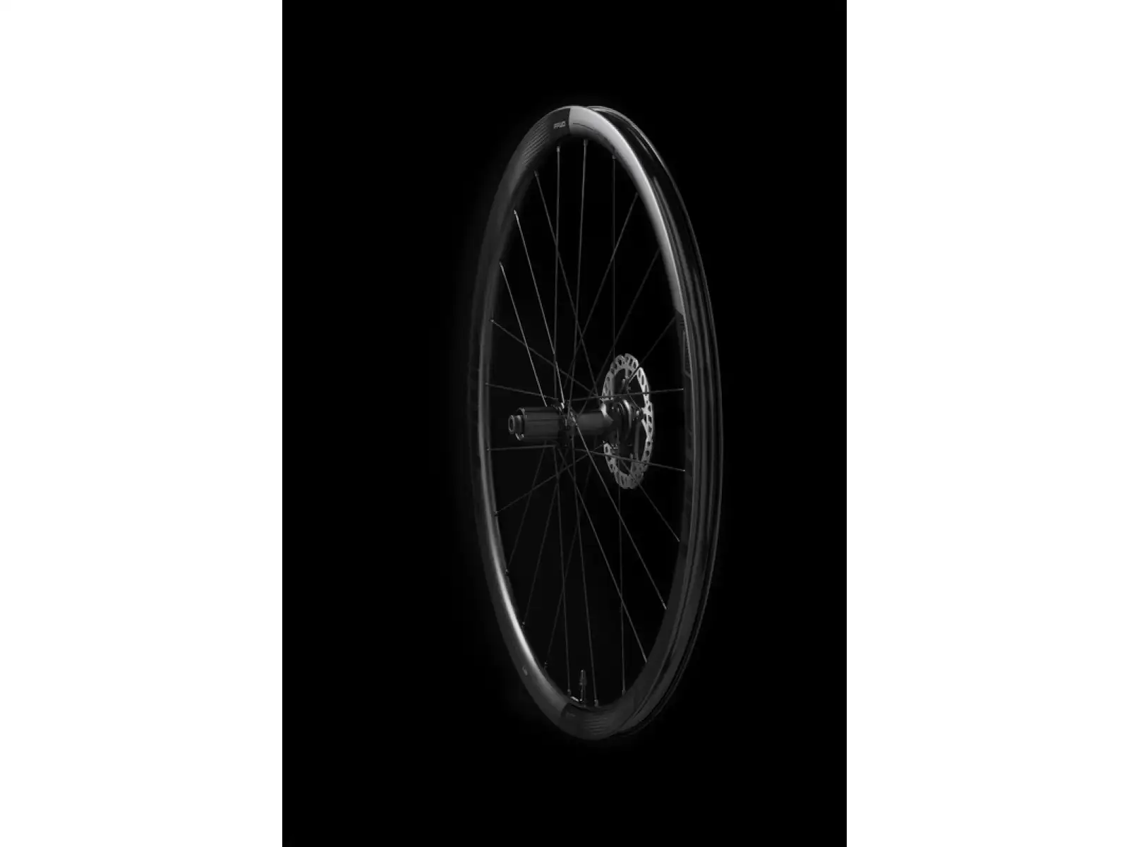 FFWD RYOT33 DT240 2:1 EXP szosowe koła zaplatane na oponki MattBlack bębenek Sram XDR
