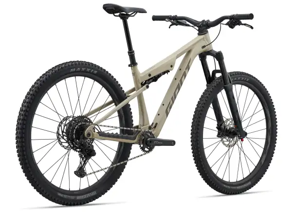 Giant Stance 2026 rower w pełni amortyzowany Almond