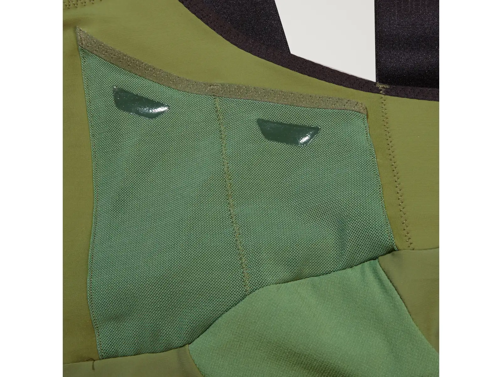 Endura GV500 Reiver męskie szorty na szelkach z wkładką Olive Green