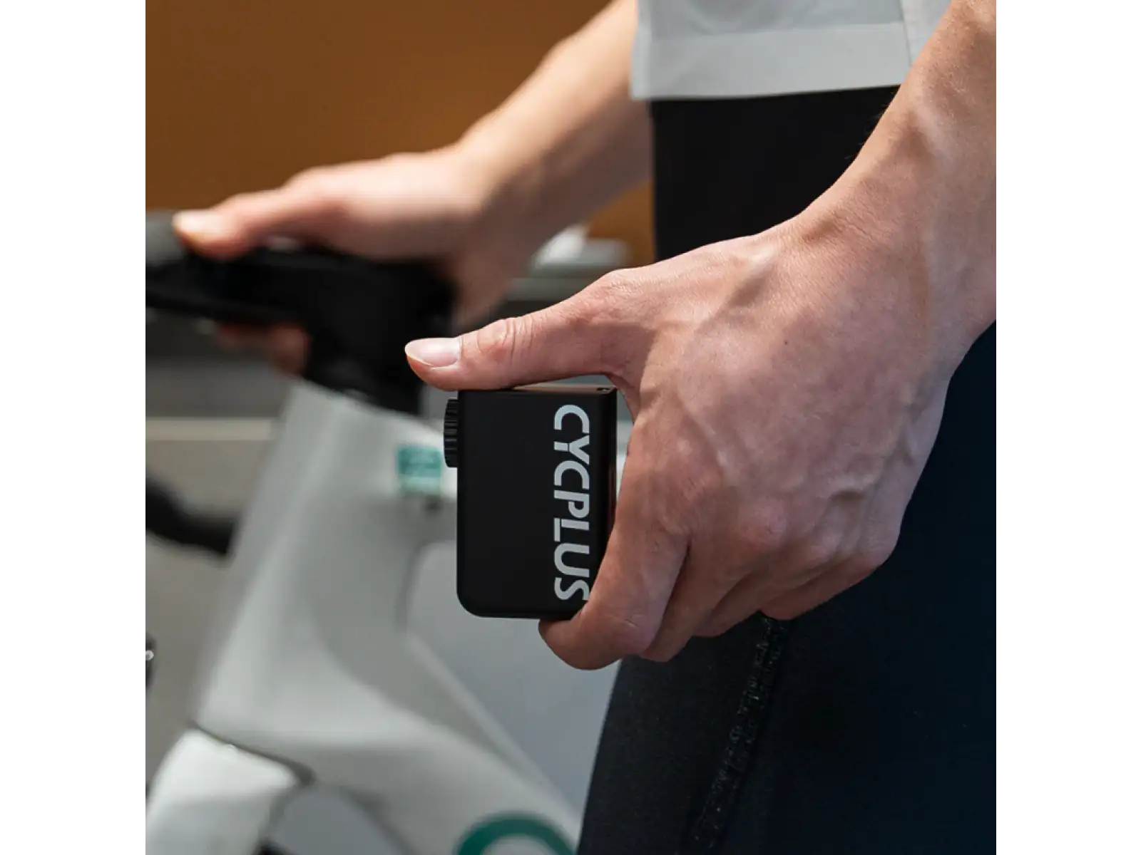 Cycplus AS2 Ultra elektroniczna mini pompka