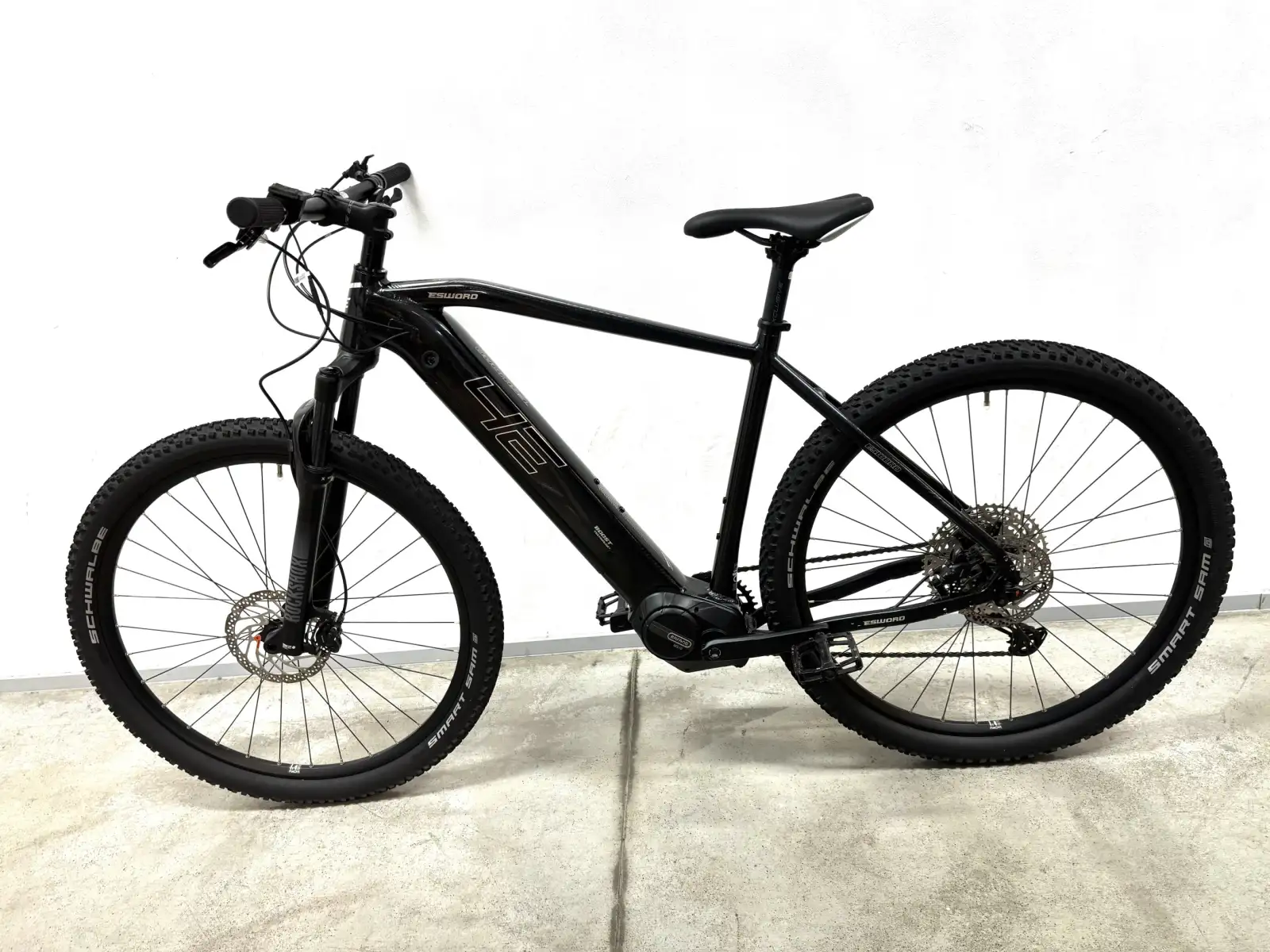 4EVER Esword Team 835 górski rower elektryczny Pearlized black/silver - Sprawdzone