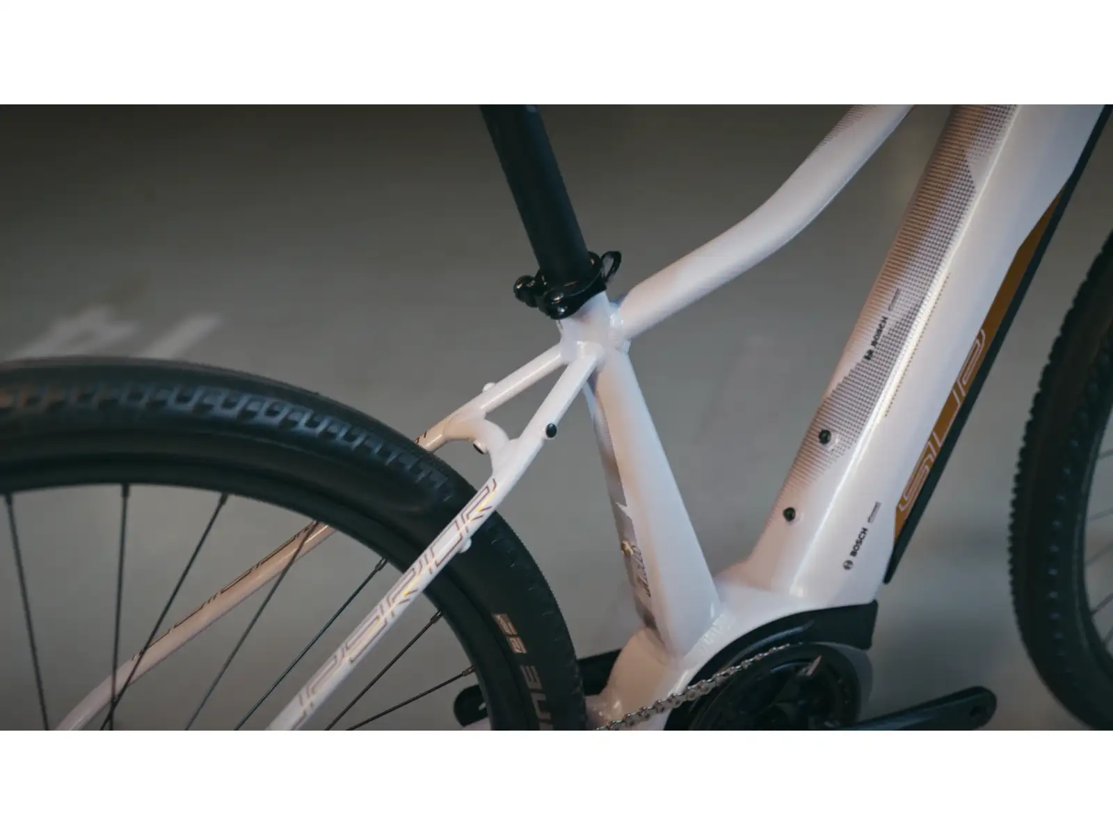 Superior eXC 7019 WB górski rower elektryczny Gloss White/Copper