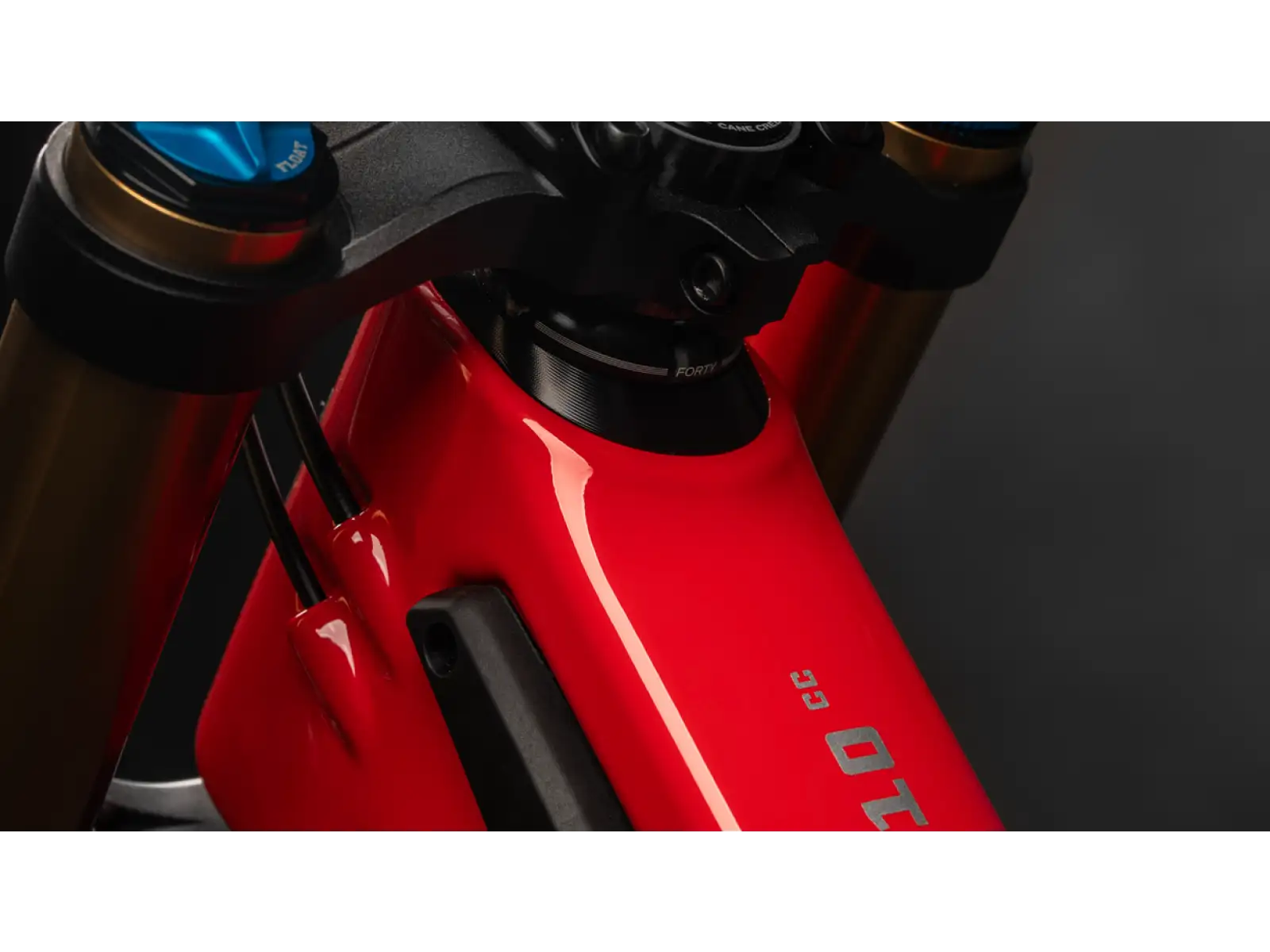 Santa Cruz V10 8 CC MX 27 DH S rower zjazdowy Gloss Liquid Blue