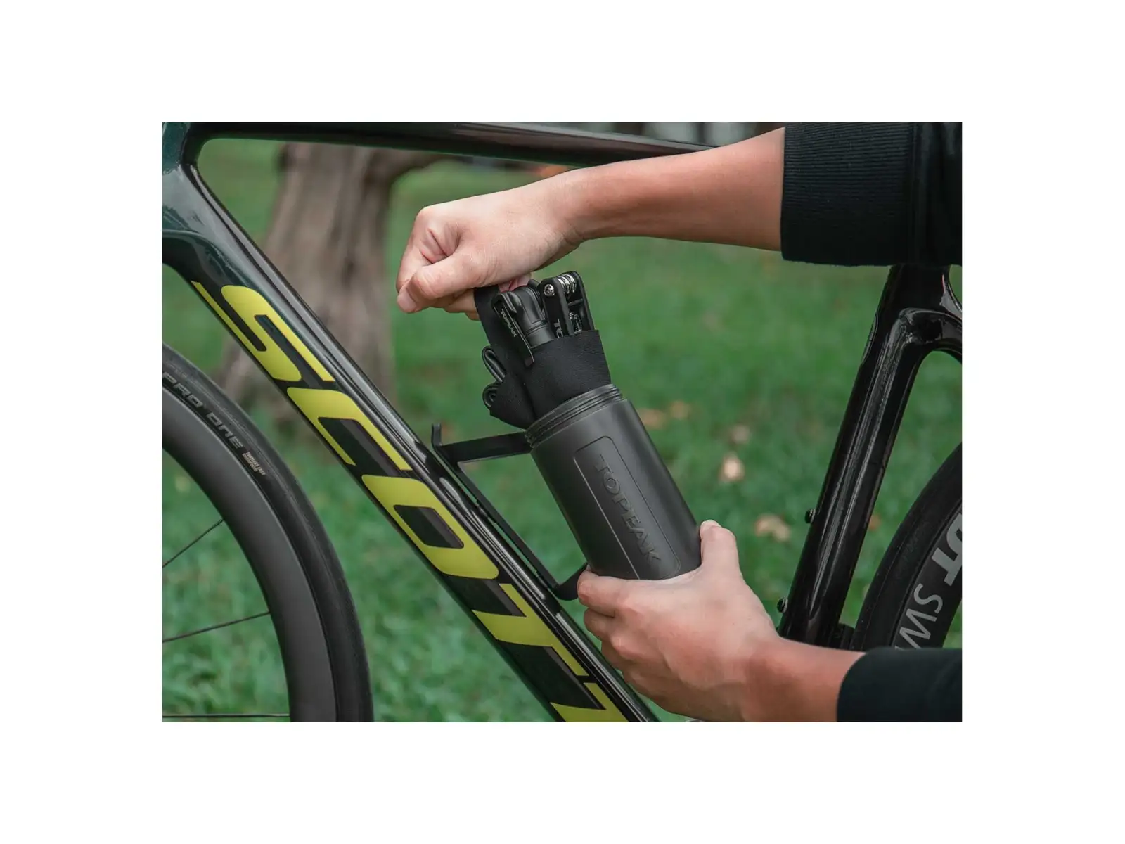 Topeak Escape Pod L torba do koszyka na butelkę