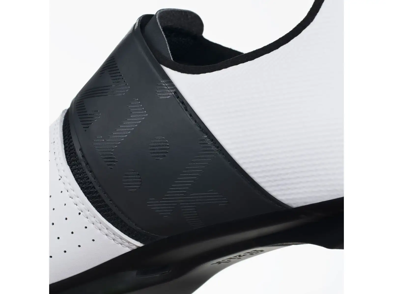 Fizik Vento Infinito Carbon 2 Wide szosowe męskie buty White/Black
