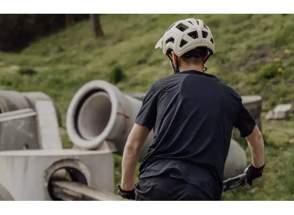 Force Trail kask MTB kremowy
