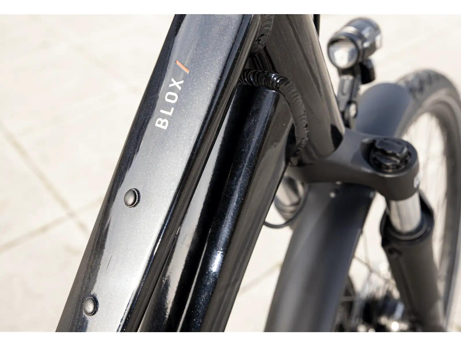 Superior Blox 6.7 T MS rower Gloss Metallic Black