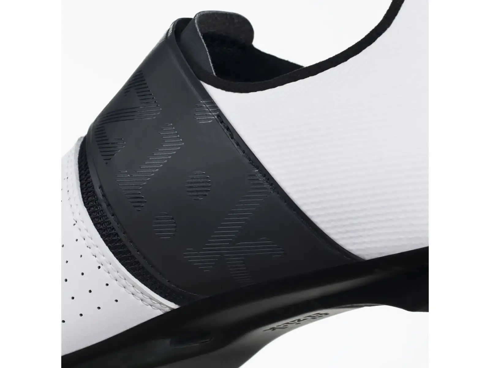 Fizik Vento Infinito Carbon 2 szosowe męskie buty White/Black