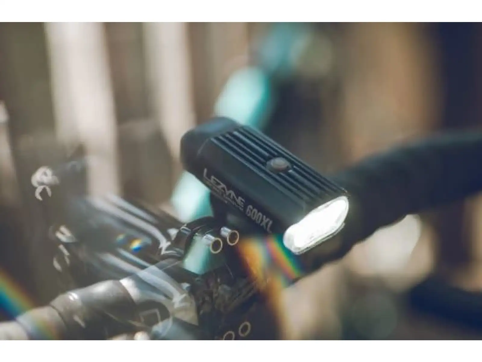 Lezyne Micro Drive 600XL przednie światło black