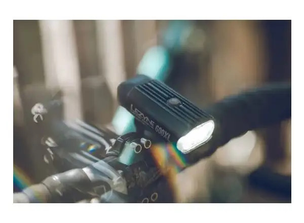 Lezyne Micro Drive 600XL przednie światło black