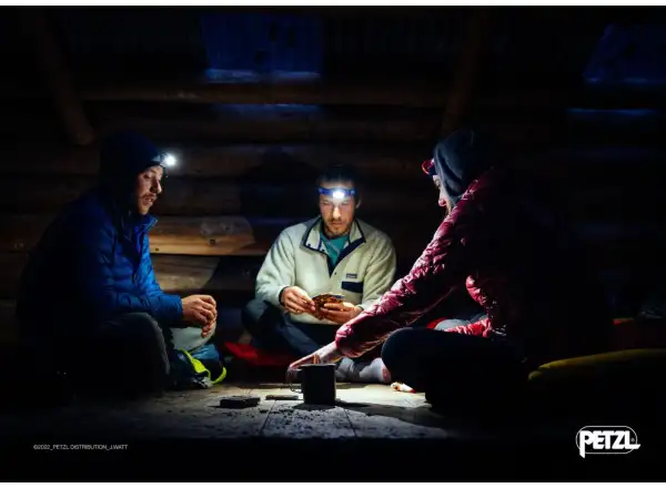 Petzl TIKKINA 2025 latarka czarna