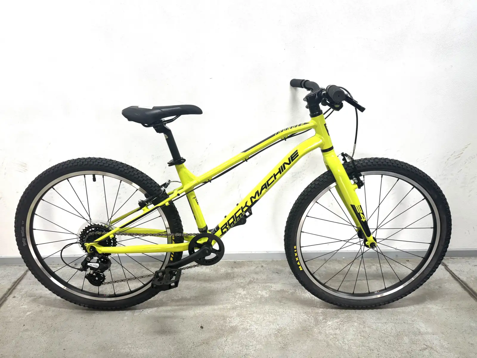 Rock Machine Thunder 24 rower dziecięcy yellow/black WZÓR