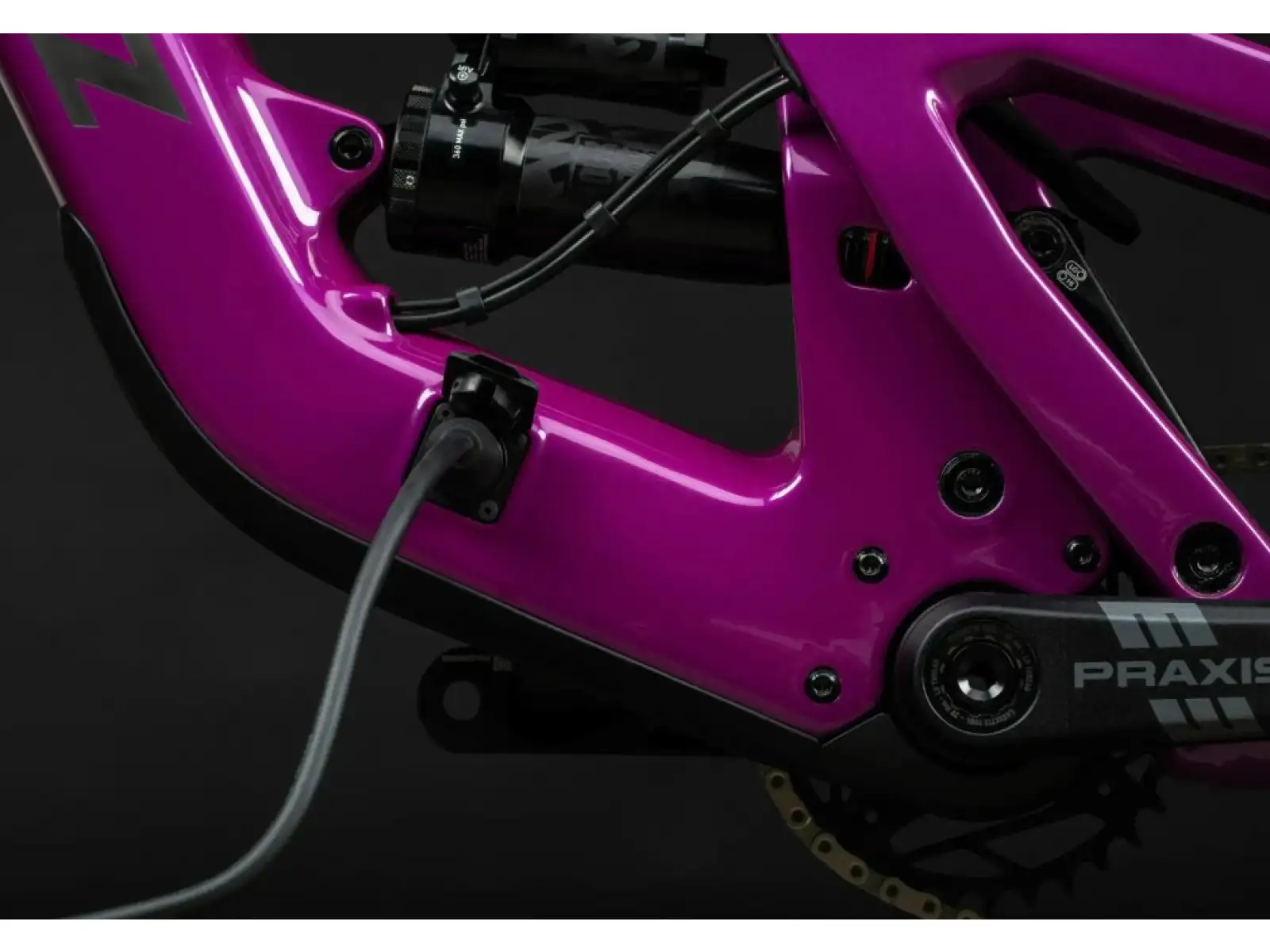 Santa Cruz Heckler SL 1 C R rower elektryczny z pełnym zawieszeniem Gloss Magenta