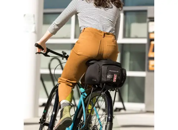 Blackburn Local Trunk Bag torba na tylny bagażnik 15 l