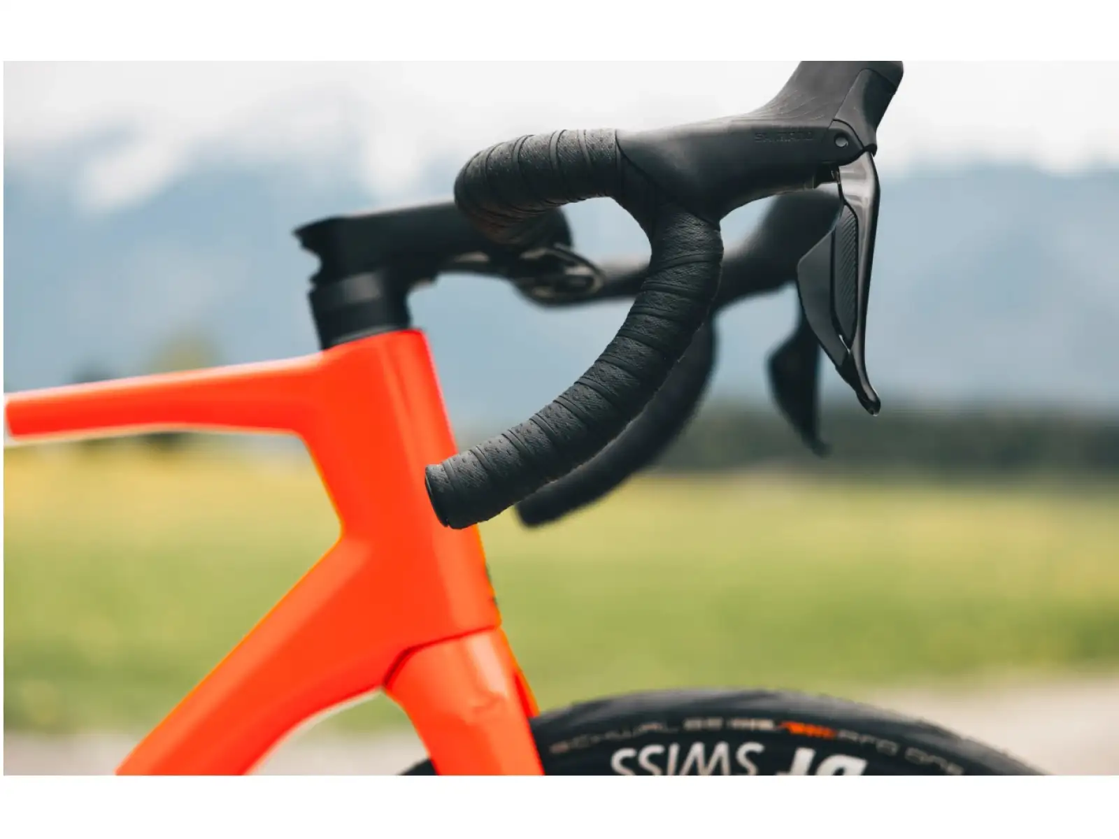 Superior X-Road 9.5 GF rower szosowy gloss grey / orange red