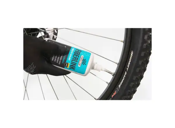 Finish line FiberLink Pro Latex uszczelniacz bezdętkowy 240 ml